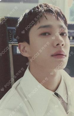 2024 SEASON'S GREETINGS CALENDAR TRADING CARD LEE GI KWANG photocard image