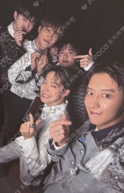 REVERXE KTOWN4U Unit photocard image