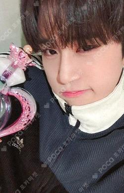 LOST APPLEMUSIC JunWoo photocard image