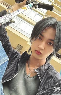 PHOTOBOOK [TNX Pages] HWI photocard image