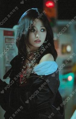 WE GO UP QQ MUSIC AHYEON photocard image