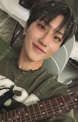 PHOTOBOOK [TNX Pages] TAEHUN photocard image