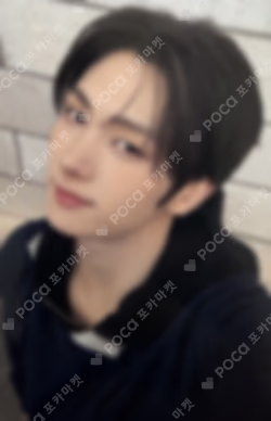 play hard YIZHIYU YOUNGJAE photocard image