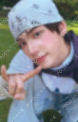 play hard YIZHIYU SHINYU photocard image