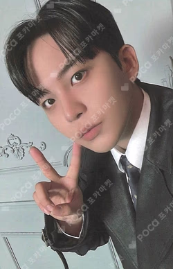 GOLDEN HOUR : Part.4 POCAALBUM VER. JONGHO photocard image