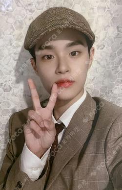 SALUTE LOYAL VER. LEE DAE HWI photocard image