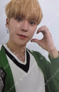 ATEEZ YUNHO photocard image