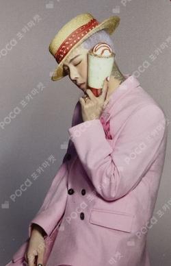 theventi G-DRAGON photocard image