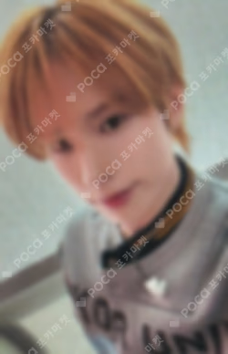 play hard YIZHIYU KYUNGMIN photocard image