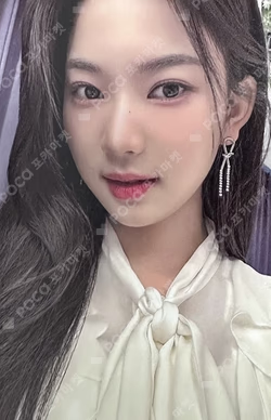 Metamorphic IDOUSTAGE ISA photocard image