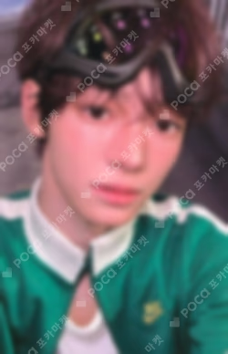 play hard YIZHIYU HANJIN photocard image