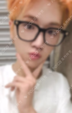 The Action YIZHIYU RIWOO photocard image