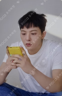 2026 G-DRAGON ‘FAM’ MEETING [FAM+ILY : FAMILY : FAM I LOVE YOU] PHOTOCARD PACK