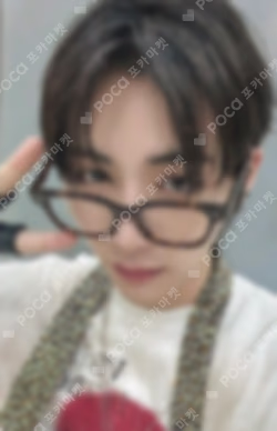 The Action YIZHIYU TAESAN photocard image