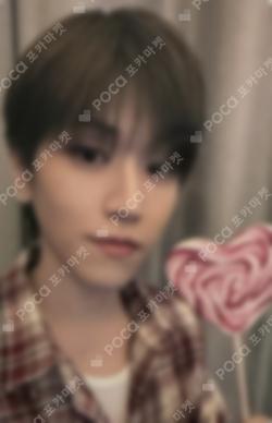 The Action YIZHIYU RIWOO photocard image