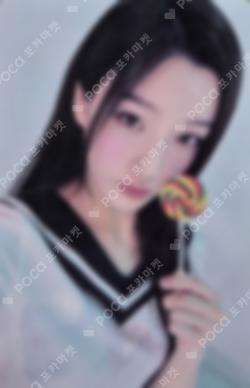 bomb YIZHIYU IROHA photocard image