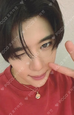 COLOR POPMERCH SION photocard image