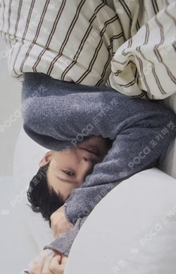 2026 G-DRAGON ‘FAM’ MEETING [FAM+ILY : FAMILY : FAM I LOVE YOU] PHOTOCARD PACK