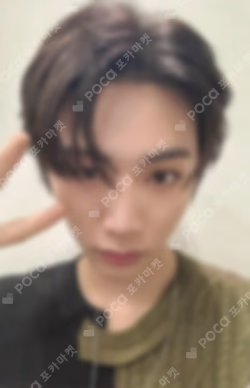 The Action YIZHIYU TAESAN photocard image
