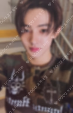 COLOR OUTSIDE THE LINES WEVERSE SEONG HYEON photocard image