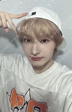 My First Flip IDOUSTAGE Donghwa photocard image