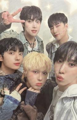 2026 ONEWE 5th Live Concert 'O! NEW E!volution V' RANDOM SCRATCH CARD EVENT Unit photocard image