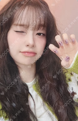 2026 SEASON'S GREETINGS [CHUUTORIAL] MUVVE Chuu photocard image