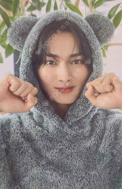 LUVITY JAPAN MEMBERS ONLY GOODS RANDOM TRADING CARD TAEYOUNG photocard image