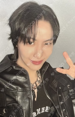 2026 ONEWE 5th Live Concert 'O! NEW E!volution V' SPECIAL GIFT