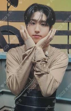 THE SOUND LIMITED B HAN photocard image