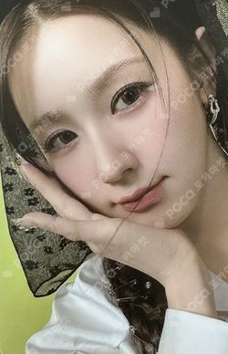 We are IDOUSTAGE LUCKY DRAW MIYEON photocard image