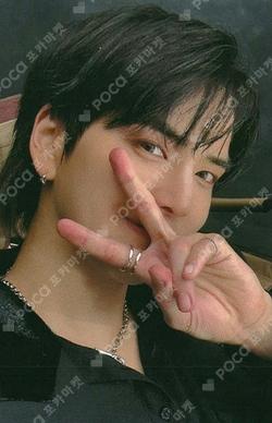 a;effect Whoop Japan Store YOUNGHOON photocard image