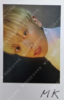 WE MUST LOVE POLAROID SET