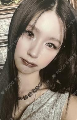 We are IDOUSTAGE LUCKY DRAW MIYEON photocard image