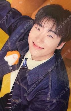 ONF x ONKKOMIZ POP-UP STORE ONKKOMIZ DREAM HOUSE RANDOM TRADING CARD E-TION photocard image