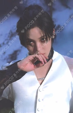 GOLDEN HOUR : Part.4 POCAALBUM VER. A VER. YUNHO photocard image