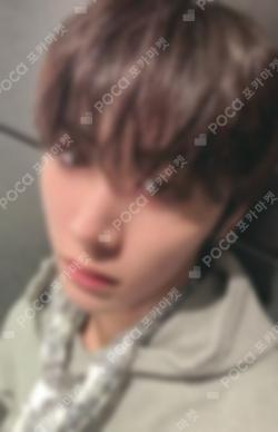 The Action YIZHIYU TAESAN photocard image