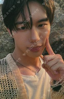 Perfectly Imperfect RANDOM TRADING PHOTOCARD SEUNGSIK photocard image