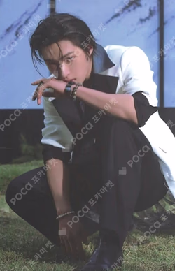 GOLDEN HOUR : Part.4 POCAALBUM VER. A VER. MINGI photocard image