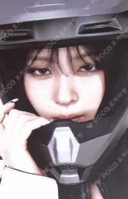 ITZY 3RD WORLD TOUR [TUNNEL VISION] in SEOUL TRADING CARD RYUJIN photocard image