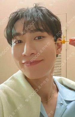 ITTA MAGAZINE WITHMUU SEO EUNKWANG photocard image