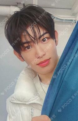 2026 KickFlip FAN-CON [From KickFlip, To WeFlip] GIFT BOX Minje photocard image