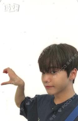 Contents package [BE ONF FRIENDS] MD REWARD U photocard image