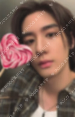 The Action YIZHIYU LEEHAN photocard image