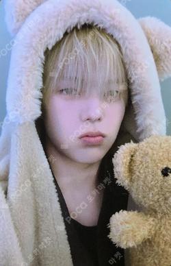 ROCK THE NATION Hellolive shop LEEJEONG photocard image