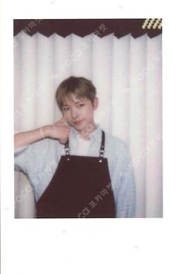 NCT YUSHI photocard image