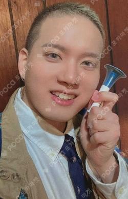 WIND AND WISH BROADCAST PENIEL photocard image