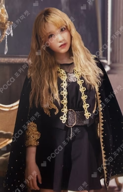 Vampire Random Photocard YABUKI NAKO photocard image