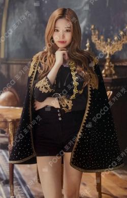 Vampire Random Photocard KIMMINJU photocard image