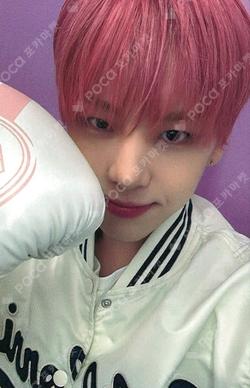 Wonderland JUMP UP JANGDAEHYEON photocard image